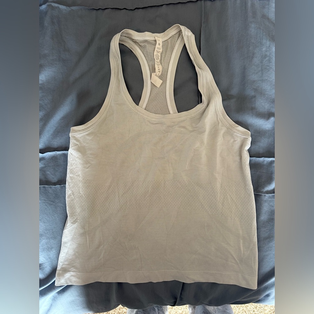 lululemon athletica white swiftly tech Racerback Tank waist length